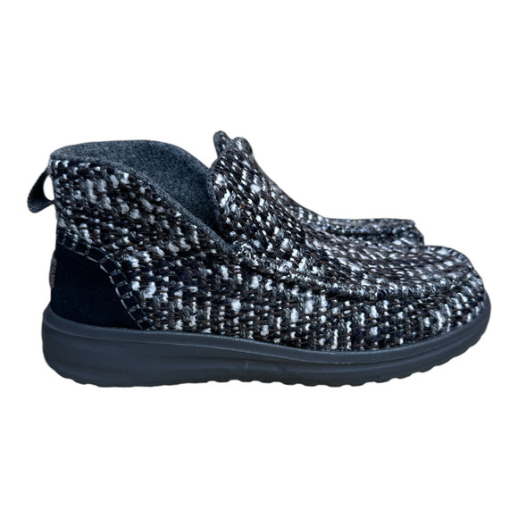 Hey Dude Gray Denny Chevron Blue Slip-on Lightweight Women's Booties Size 7 NWT - Picture 3 of 8